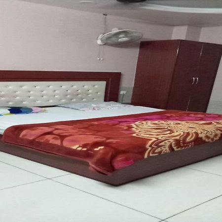 Hotel Kings, Rohtak Extérieur photo