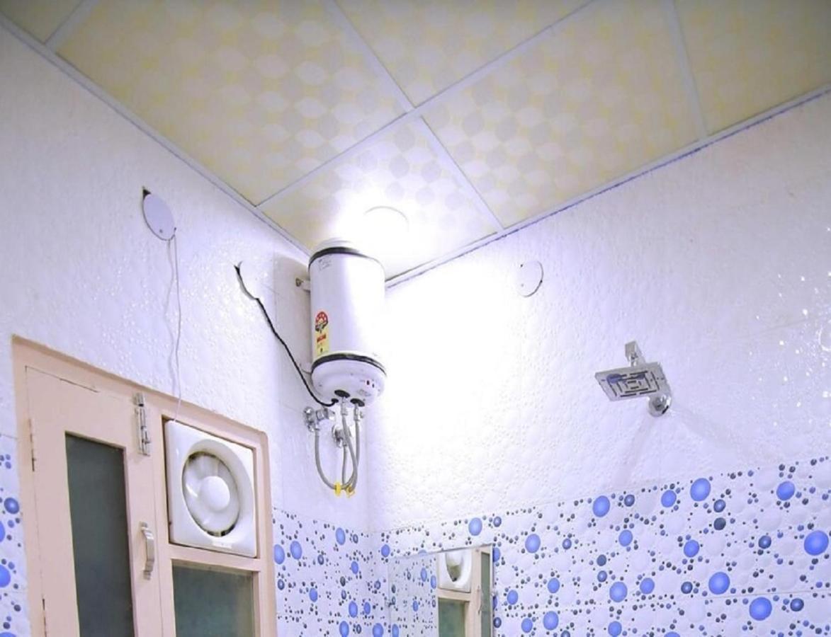 Hotel Kings, Rohtak Extérieur photo