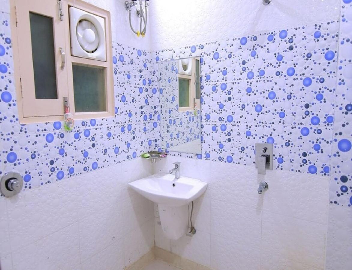 Hotel Kings, Rohtak Extérieur photo